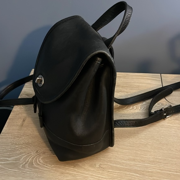 Vintage Coach Black Leather Mini Backpack 9960 - Picture 6 of 14